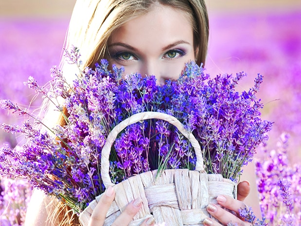 Beautiful,girl,on,the,lavender,field