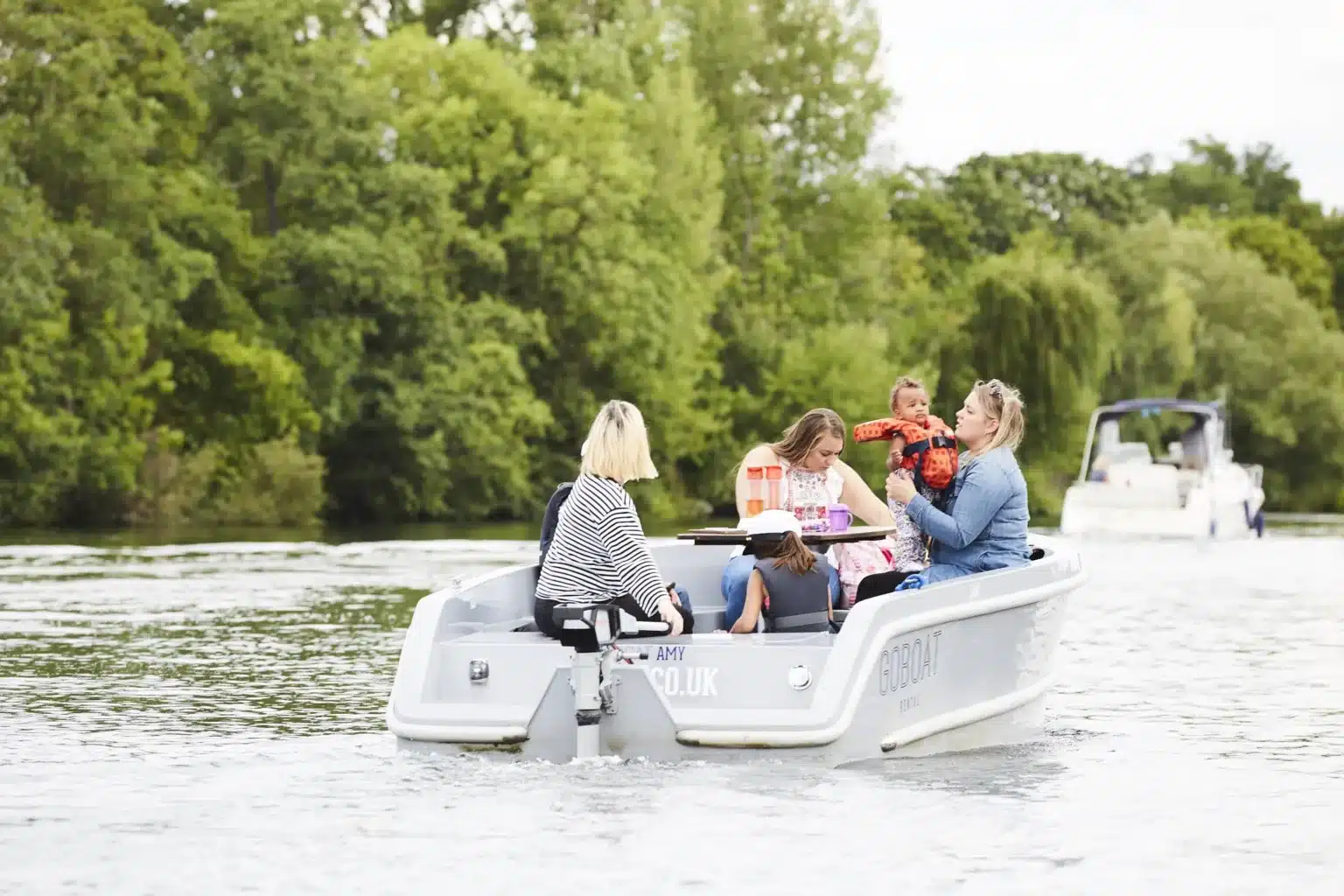 GoBoat: The New Way To Explore London - Absolutely Magazines