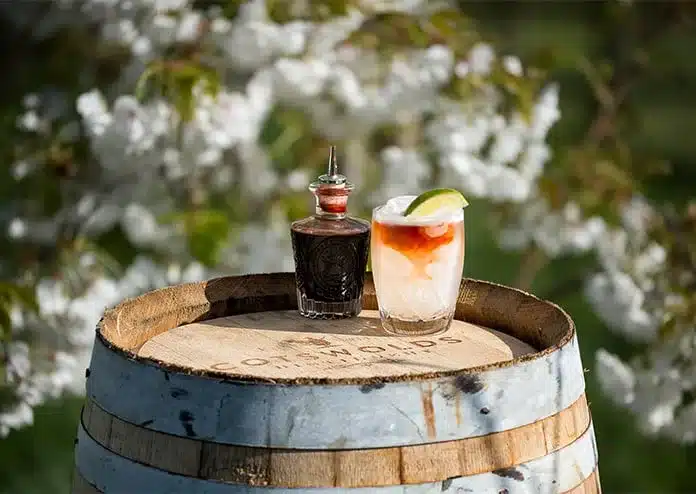 Cotswolds Gin cocktail recipe for Mother's day