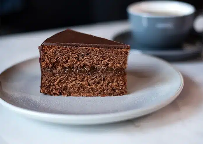 Kipferl - order dessert online - Austrian cakes in London