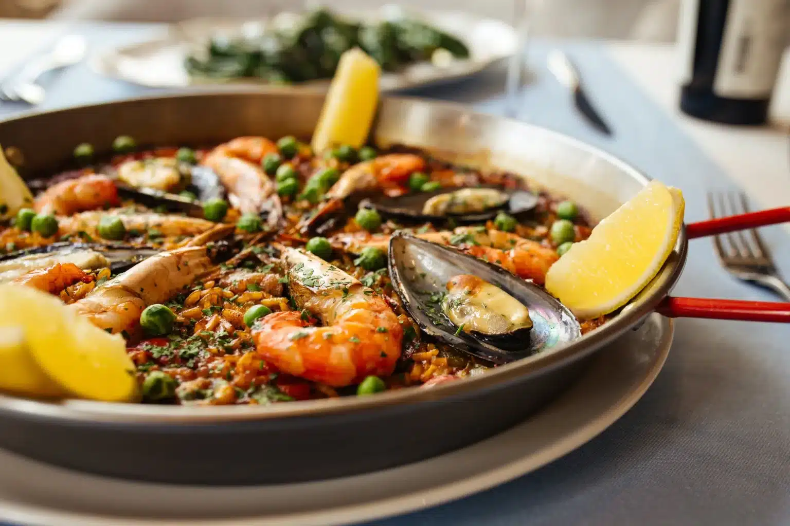 Closeup, On, Spanish, Seafood, Paella, Pan, With, Mussels, And, Shrimp